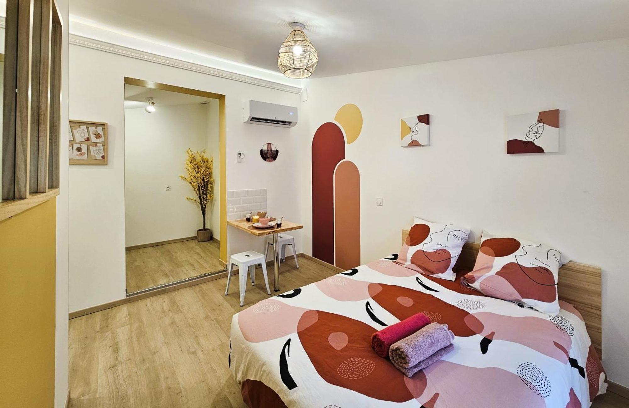 Tout Confort ! Centre-Ville, Climatisation, Parking, Wifi, Calme, Tv 卡尔卡松 外观 照片